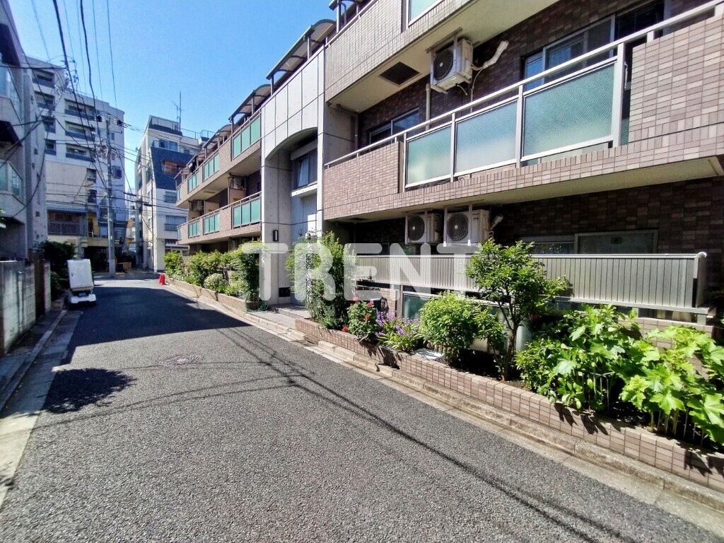 スカイパレス東中野A棟