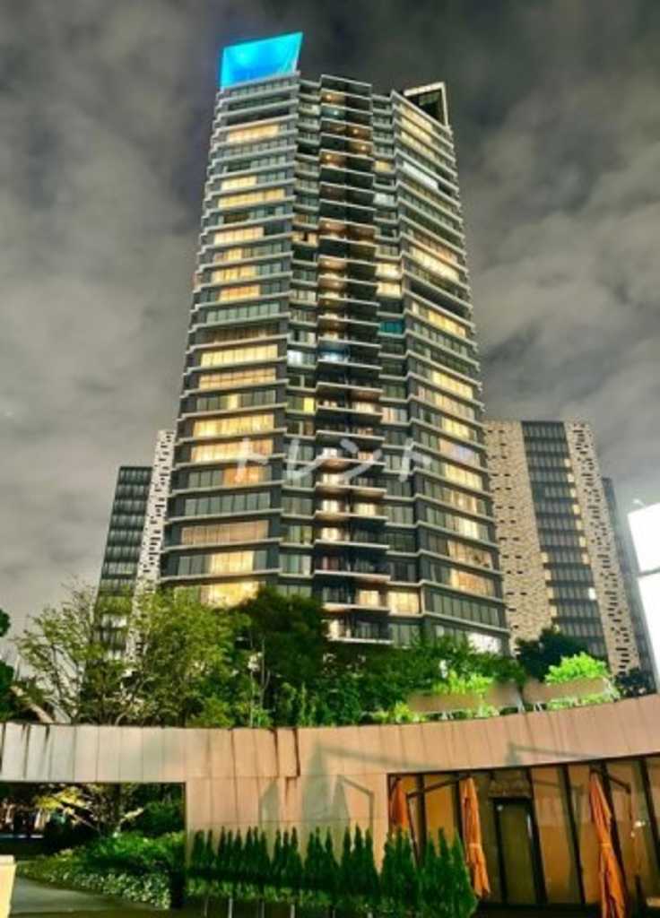 コンフォリア新宿イーストサイドタワー-2006