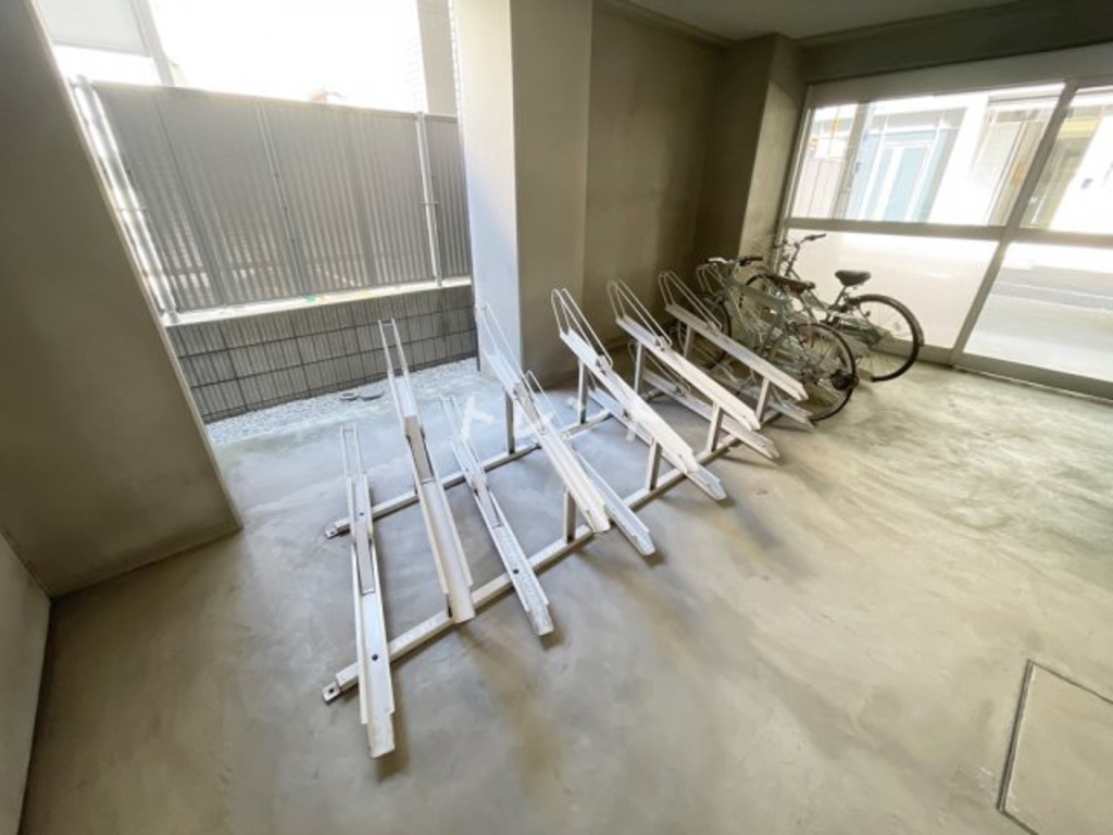 グラントゥルース本郷-702