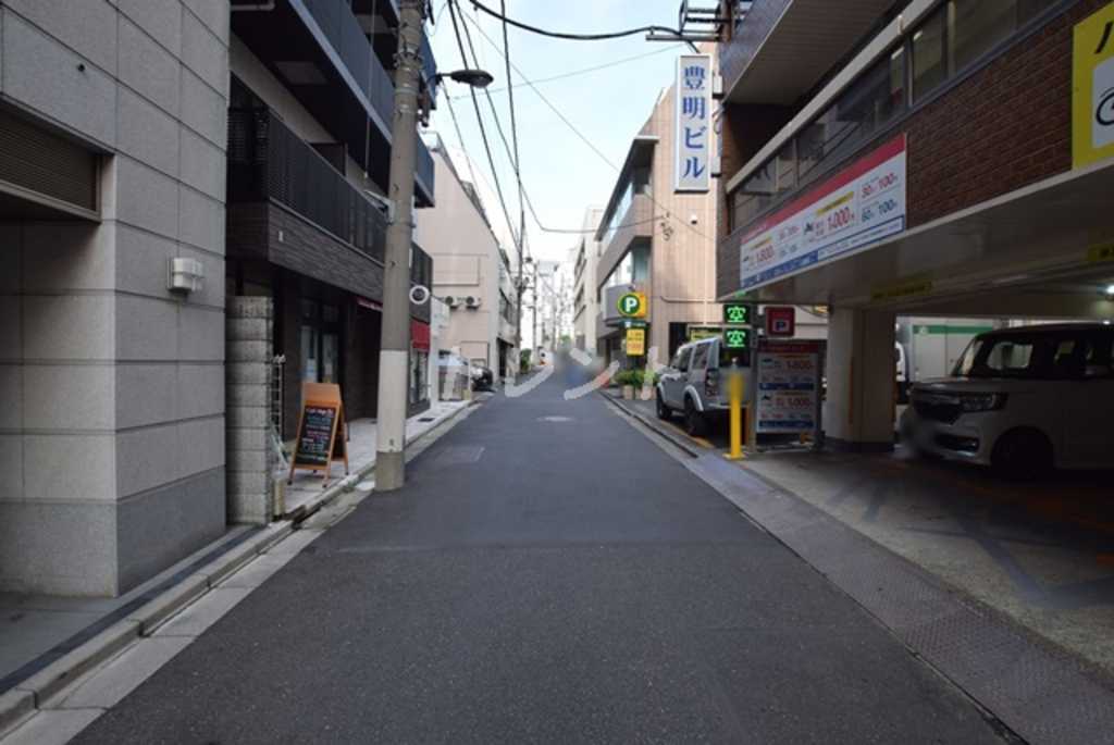 コンフォリア神田神保町-201