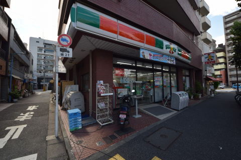 サンクス 新宿鶴巻町店
