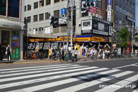 マツモトキヨシ 新大久保駅前店